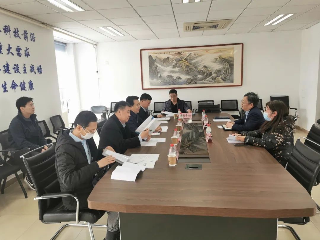 全國(guó)人大代表、內(nèi)蒙古興安盟委書(shū)記張曉兵一行到訪中國(guó)農(nóng)業(yè)科學(xué)院農(nóng)產(chǎn)品加工研究所